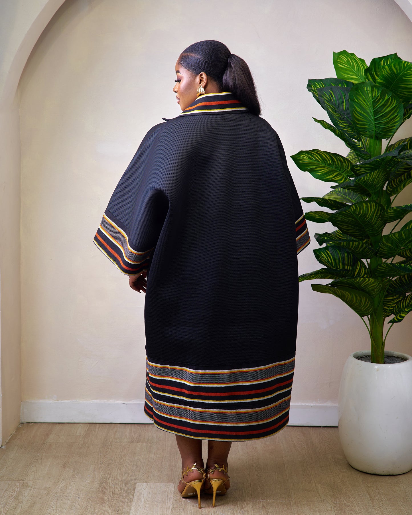 Asanda Black Short Aso Oke Boubou